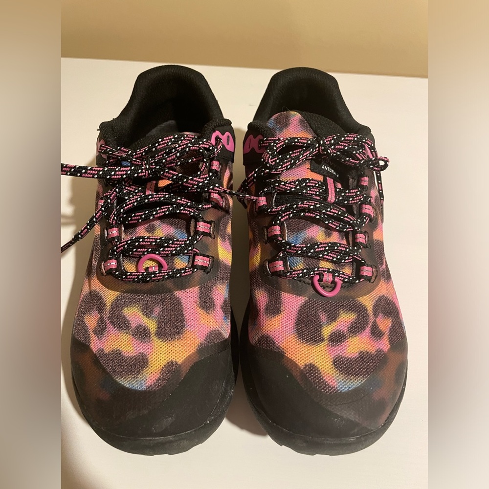 Antora 3 Merrell Women’s Tennis Shoes 6.5 Wide